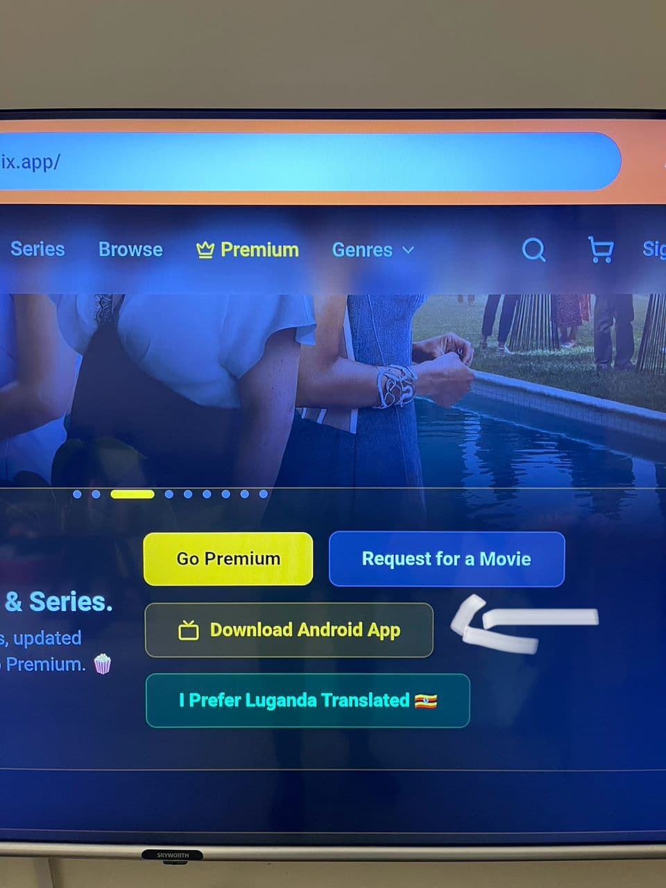 Mr Flix website with the Download Android App button